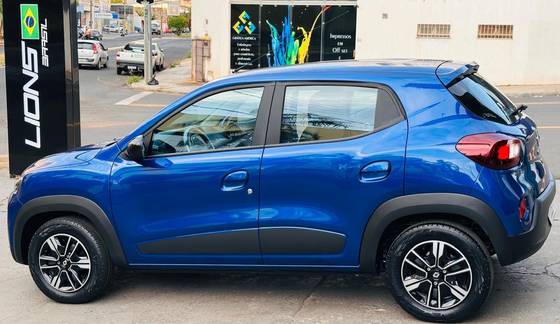 RENAULT KWID 1.0 12V SCE FLEX INTENSE MANUAL RENAULT KWID 1.0 12V SCE FLEX INTENSE MANUAL